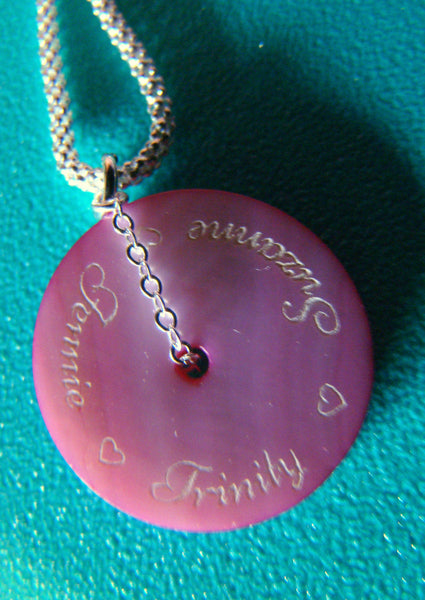 Engraved Mother Of Pearl Pink Shell 20mm Round Circle Single Double Triple Name Pendant